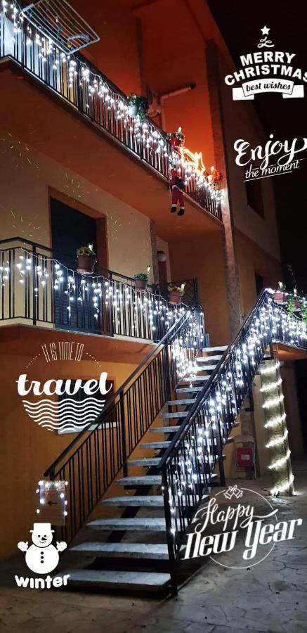 B&B "Gabriel&Melissa" Airport View - Nuova - Ristrutturato Gennaio 2022 Tessera Exterior foto